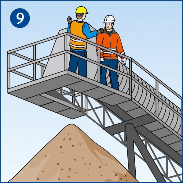 Die Illustration zeigt zwei Mitarbeiter auf dem Laufsteg am Kopf eines Förderbandes in der Höhe. Beide befinden sich im Gespräch, um etwas zu klären. 